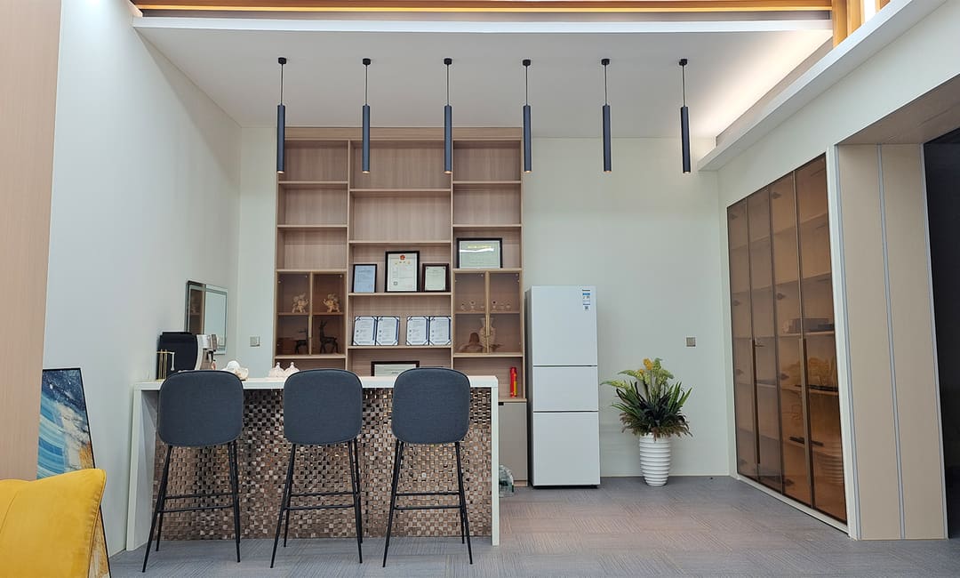 How MOQ Works for Office Furniture Dealers: A Practical Guide to Planning Your First Order from China news image