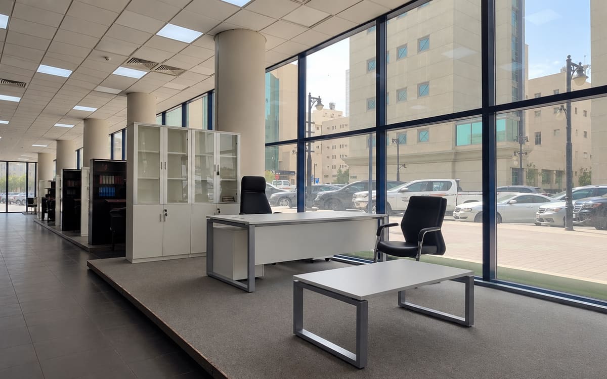 Sample vs Bulk Office Furniture Orders: How Dealers Can Check Quality Consistency Before Buying in Bulk article cover