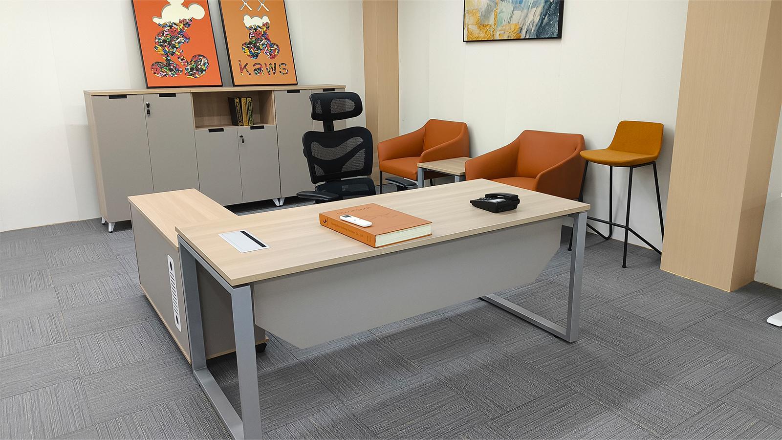 Why Similar-Looking Office Desks Have Different Prices